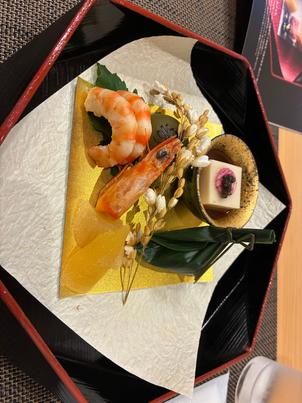 試食させていただいた前菜の盛り合わせです。