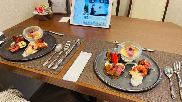 試食