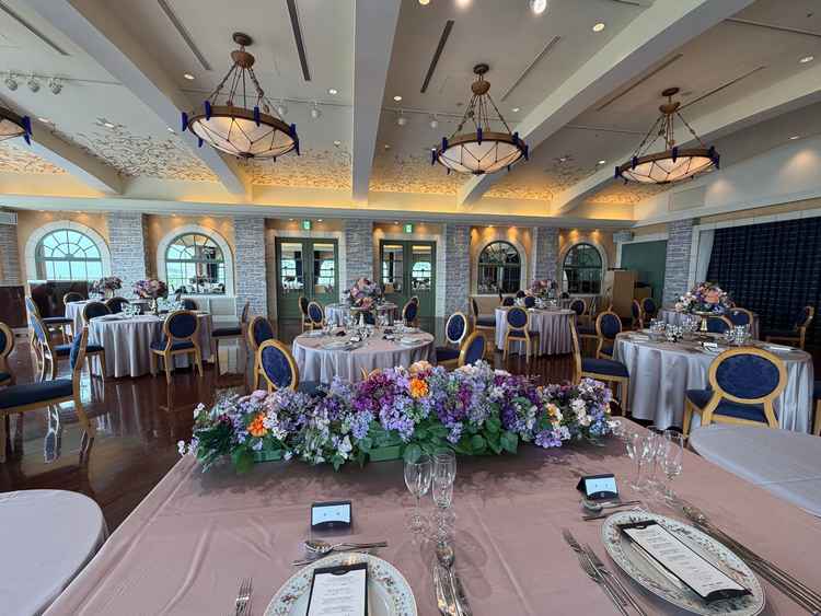 披露宴会場　オーシャンブルー