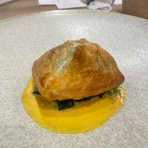 スペシャリテの平目のアンクルート。絶品。