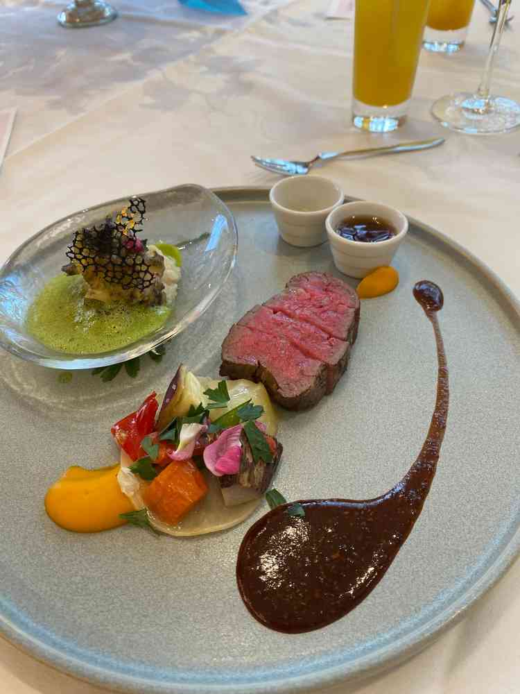 ゲストの好みでお肉の焼き加減を選ぶことができます。