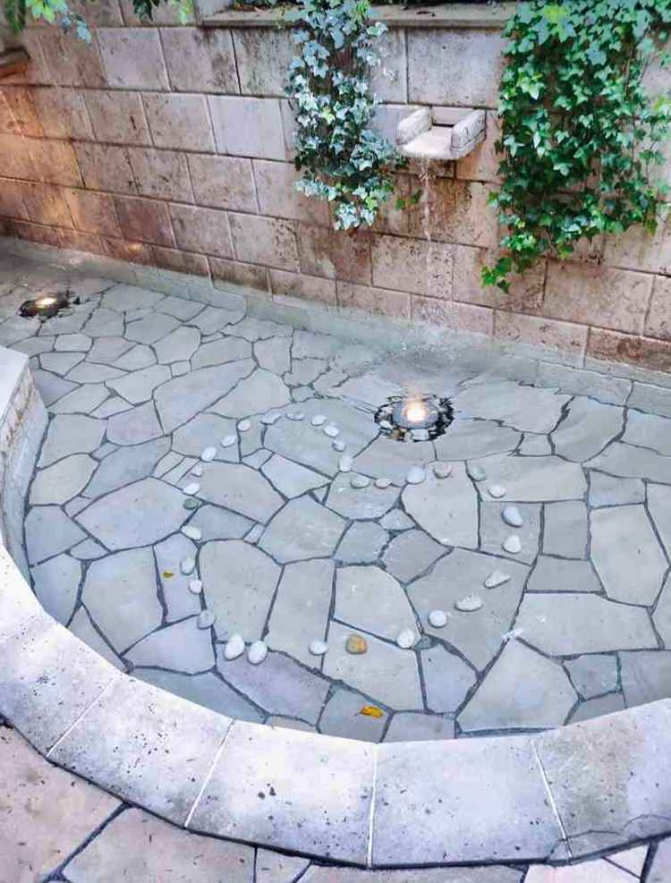 披露宴会場からガーデンへ出られる動線になっていました