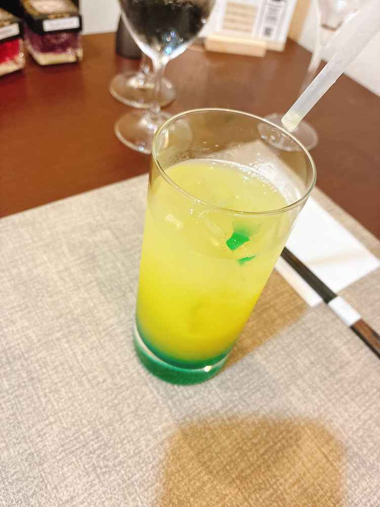 それぞれの誕生石をイメージしたドリンクを用意いただきました。おもてなしに感動しました。