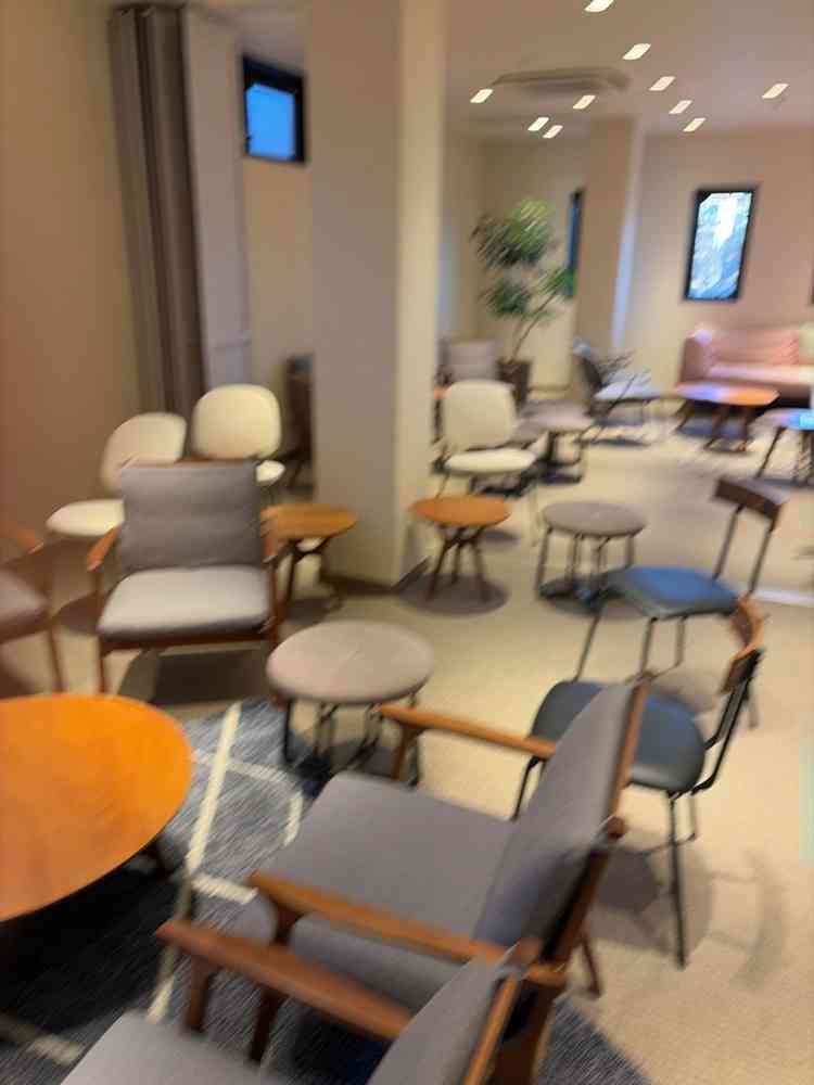 待ち合いの雰囲気はとても落ち着いた雰囲気でした