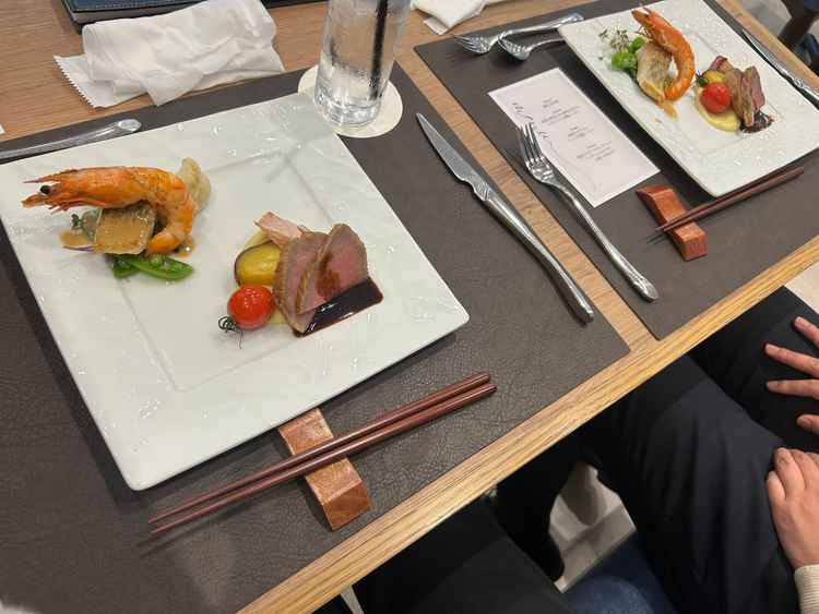 和フレンチがコンセプトで、お箸で食べれたのがとてもよかったです。