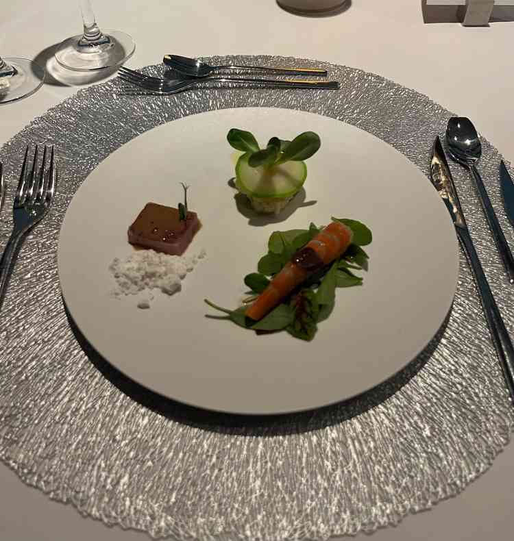 試食させていただいた前菜です。