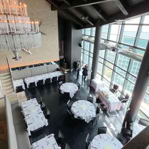 中に入ってからの全体的会場