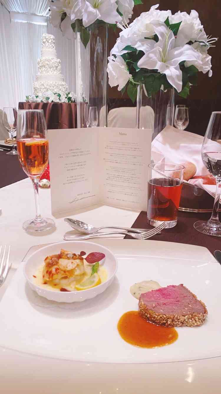 披露宴会場のテーブルで試食できた事で参列者の気持ちを想像することができました。