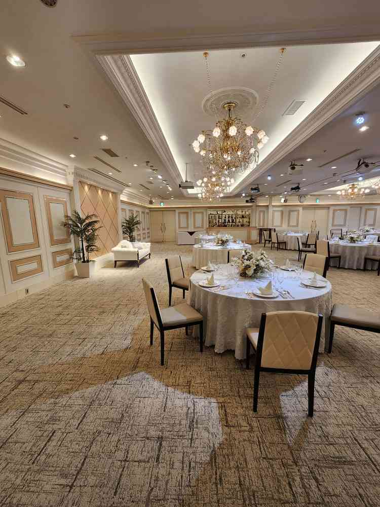 広めの会場も少人数用に区切って使うことも出来るとのことで、選べる幅が広くてよかったです。