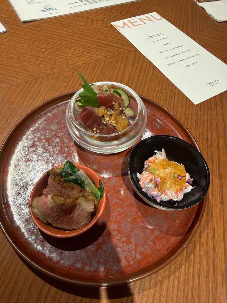 お料理① カニを使っていたり、カルパッチョもとても美味しくて豪華でした。