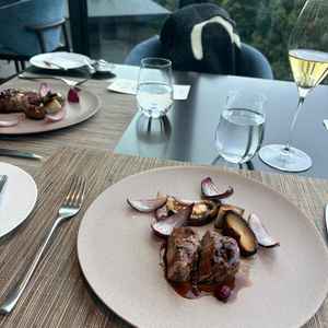 フルコースの試食はとても美味しかったです。期待通りでした