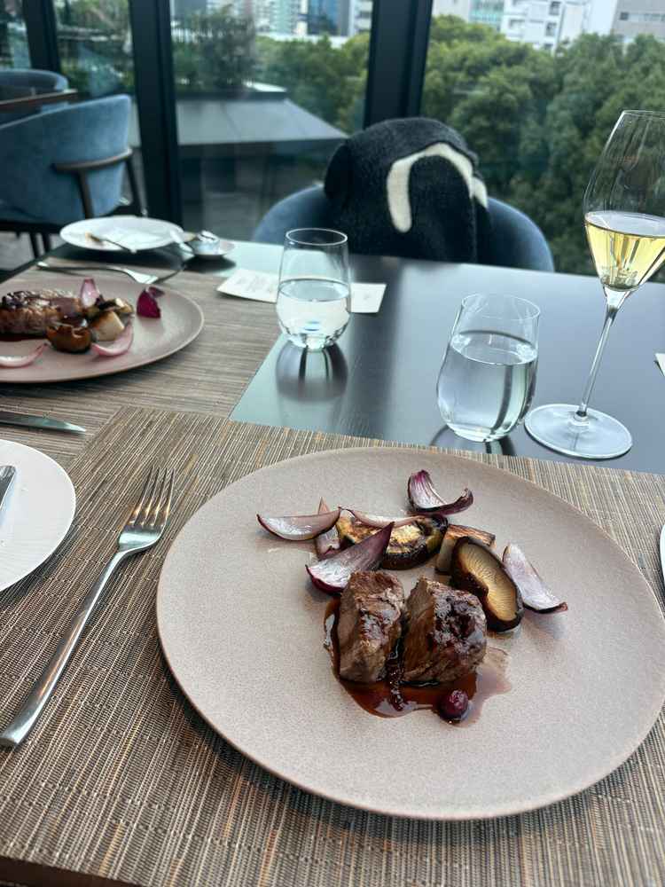 フルコースの試食はとても美味しかったです。期待通りでした