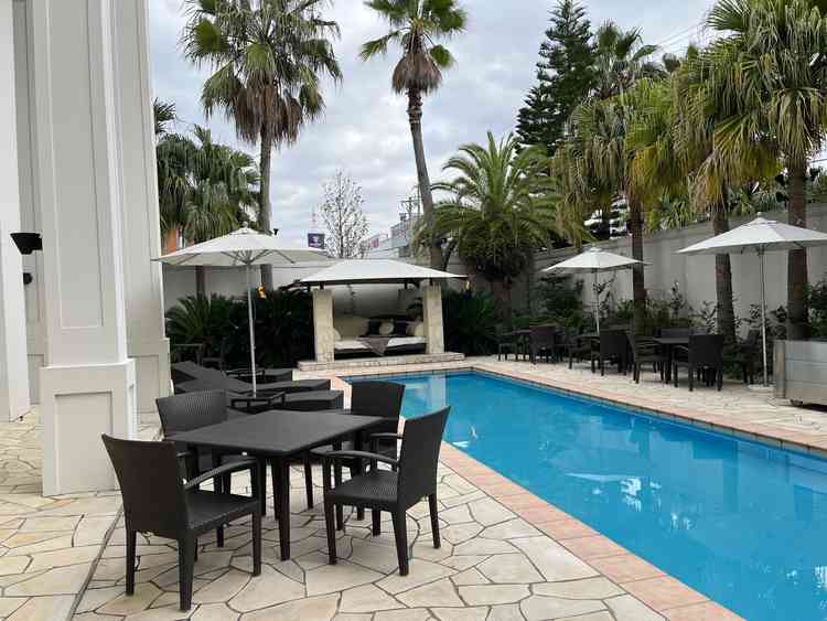 海外のように感じるガーデン。