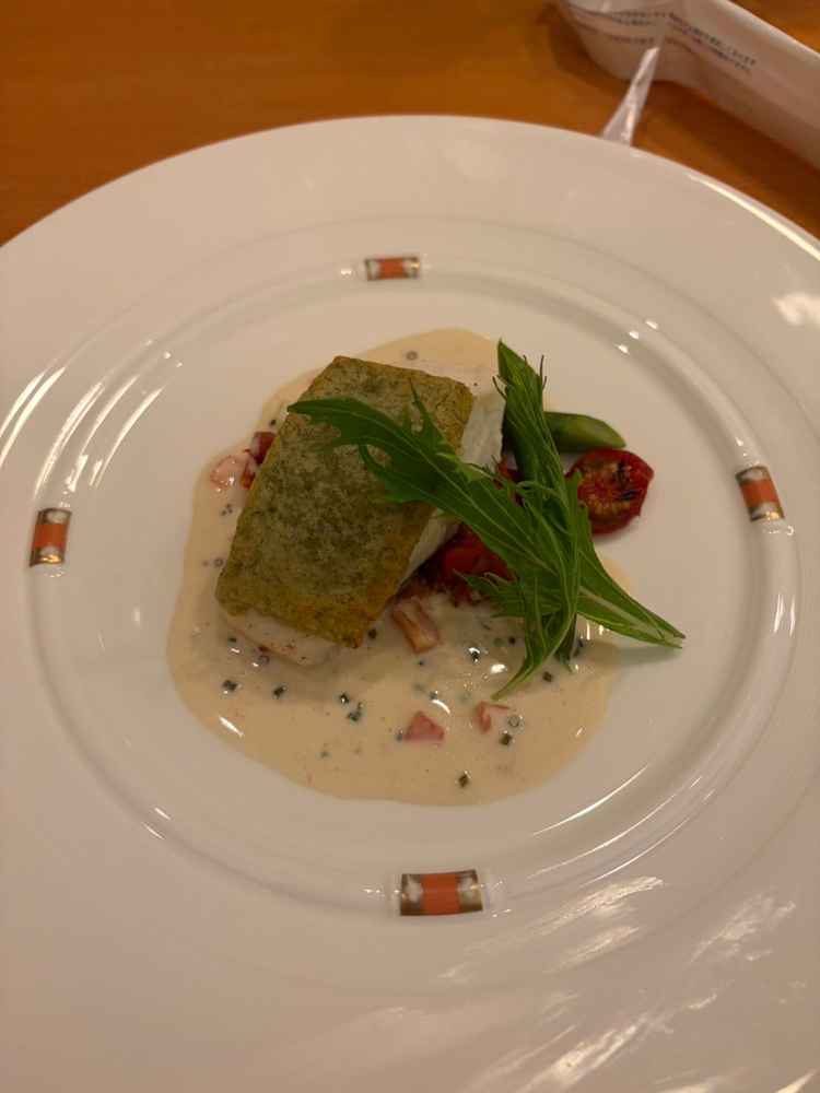 メイン魚料理