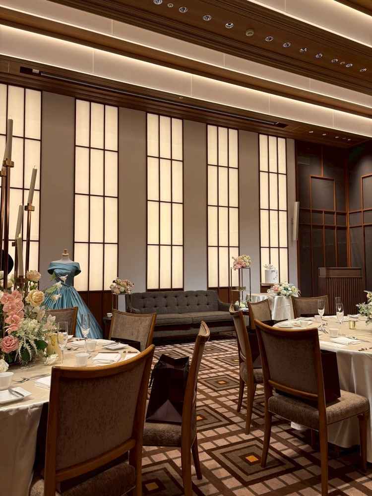 披露宴会場です。地下にも会場があり好みの披露宴会場を選ぶことができます。