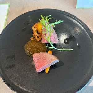 すごく柔らかくて、ポン酢のソースと合いました。