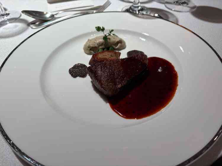 とても美味しいメイン料理