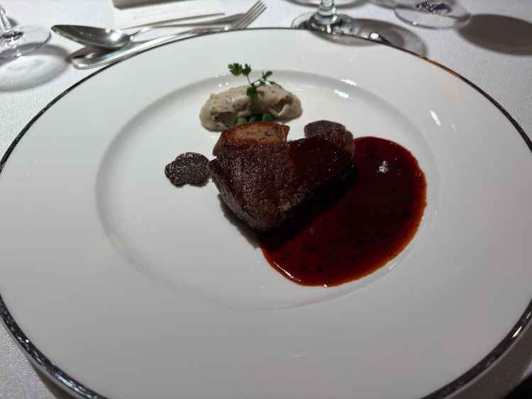 とても美味しいメイン料理