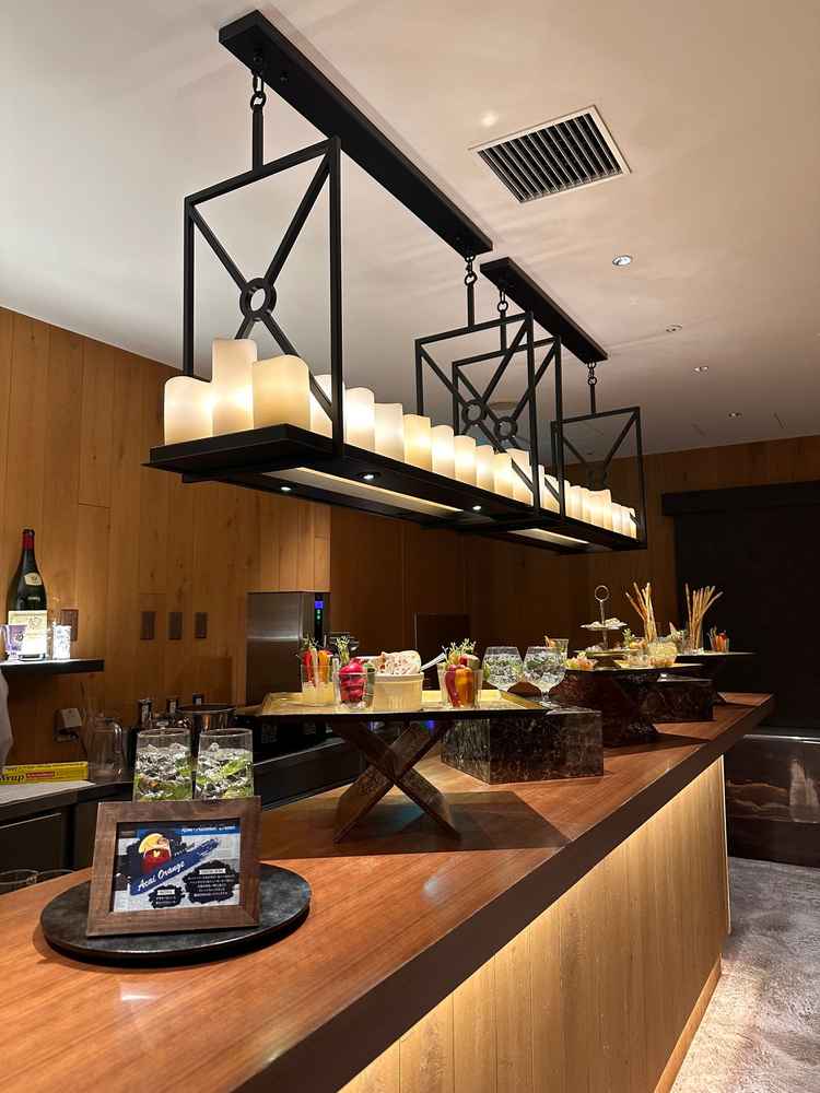 シックで高級感のある待合ロビー