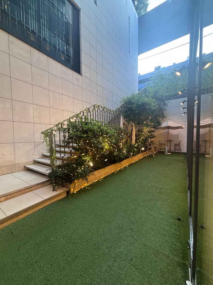 ガーデン付き披露宴会場。素敵でした。