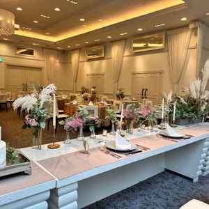 披露宴会場での高砂からの眺め。実際に座らせてもらい、眺めをイメージできました。