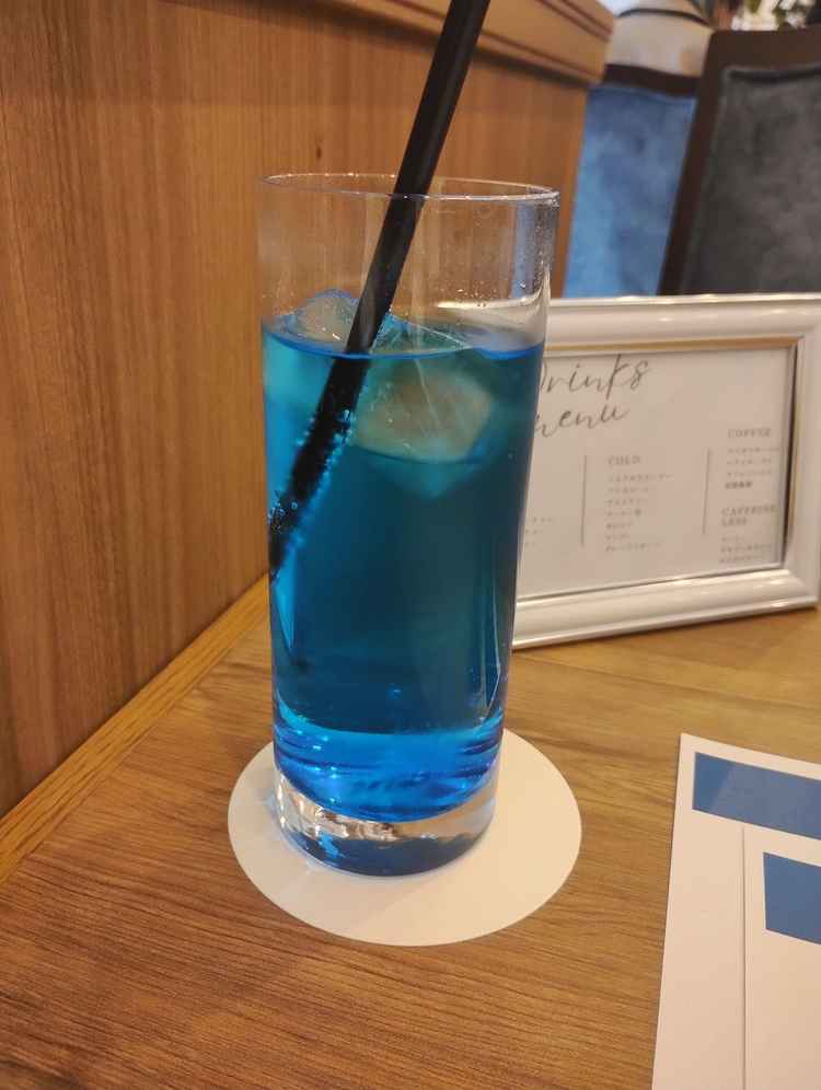 ウェルカムドリンク、オレンジ風味