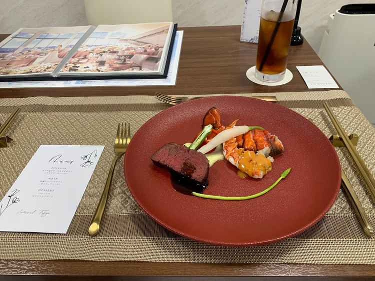 試食で食べた料理