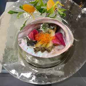 試食会のメイン料理。彩りが綺麗で、添えてあるカラスミがとても美味しかったです。