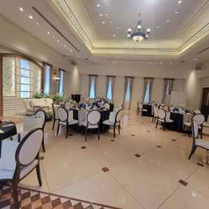 自分好みにアレンジできそうな会場