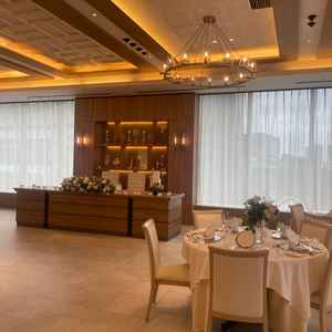 披露宴会場。上品でした。