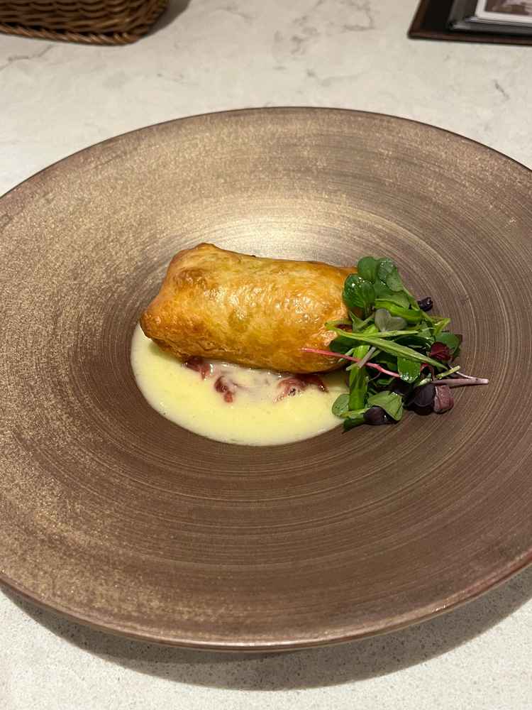 試食でひらめのパイ包みをいただきました。こちらも美味しかったです。