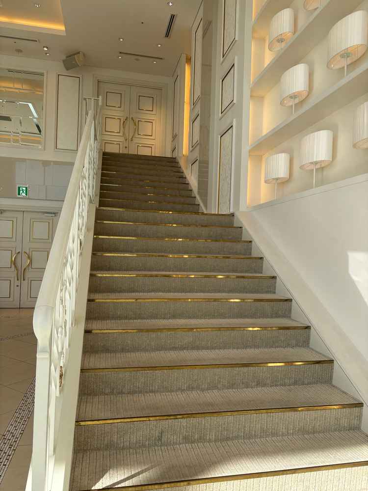 階段。入場体験をさせてもらいましたが、階段入場に対してのイメージが変わりました！