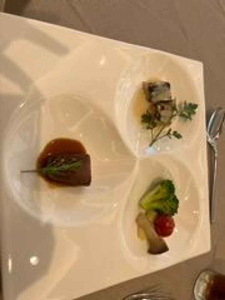 メイン料理の試食 お肉は最高ランクの物を試食
