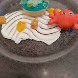 デザートは季節を感じられるような作りで、ゲストに小さいお子様がいるとなお楽しめそう。