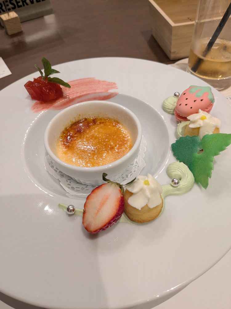 スイーツの盛り合わせが可愛かったです。