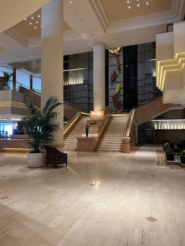 広々としたロビーで、写真映えしそうだなと思いました！