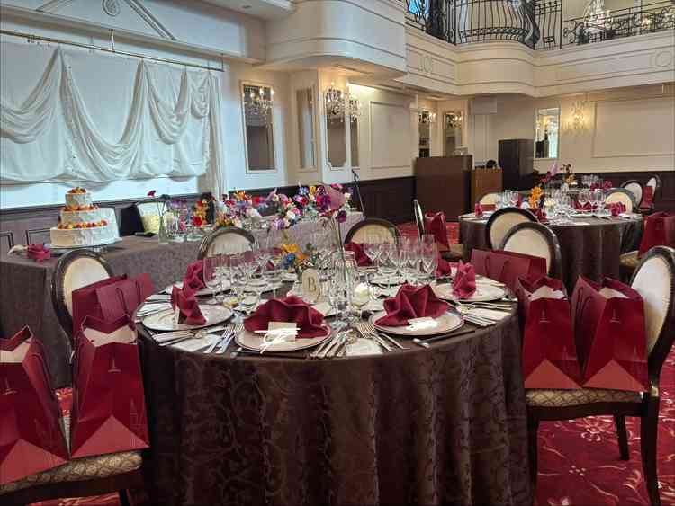 実際の披露宴会場をみせていただきました