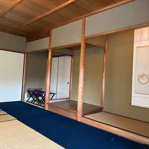 一般公開されてない待合室の茶室