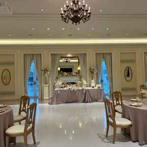 可愛らしい雰囲気の披露宴会場