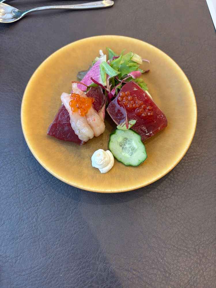 フレンチと和食の融合で、楽しいお食事でした