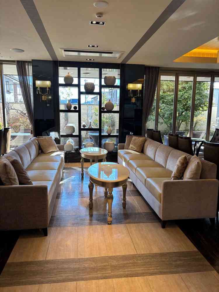 自分たちの式に参列友人専用の控え室があり、挙式までの時間にゆっくり過ごせる場所があるのは良いと思った