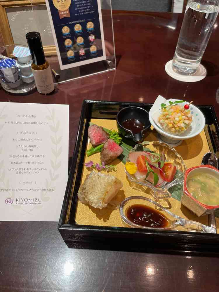 試食時の写真。どれも味は申し分なしだった。試食ということもあり冷めてしまっていたが、それでも美味しい