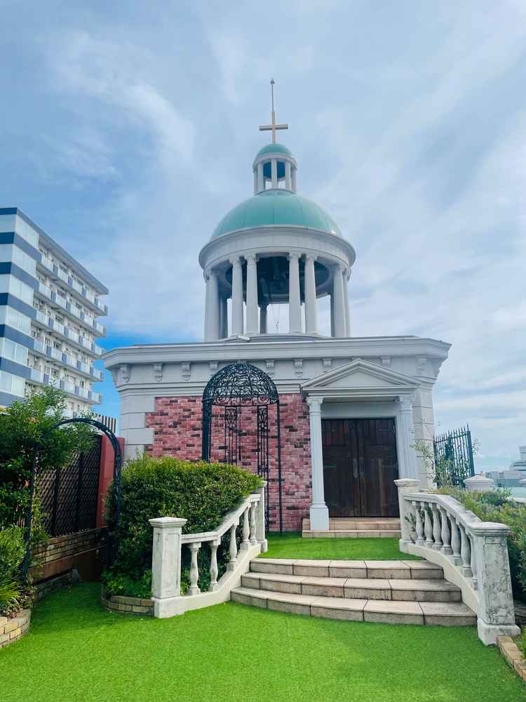 屋上のガーデンです。こちらでフラワーシャワーやブーケトスなどもできるとのことでした。