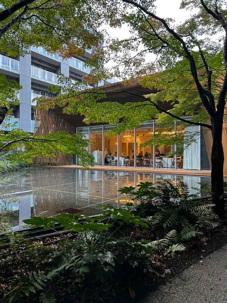 披露宴会場の外側