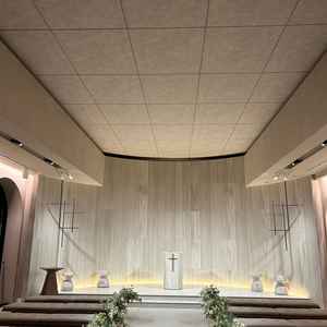 チャペル(屋根が開く)