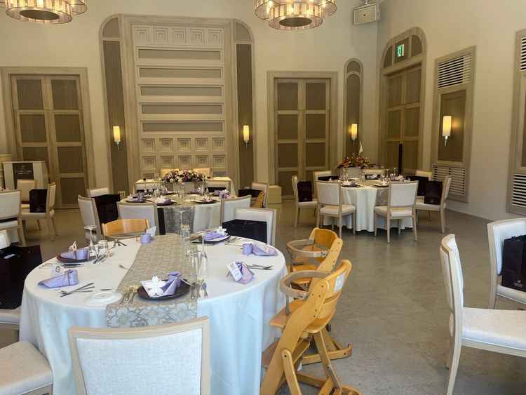 風の教会とセットの披露宴会場、デリシュタール