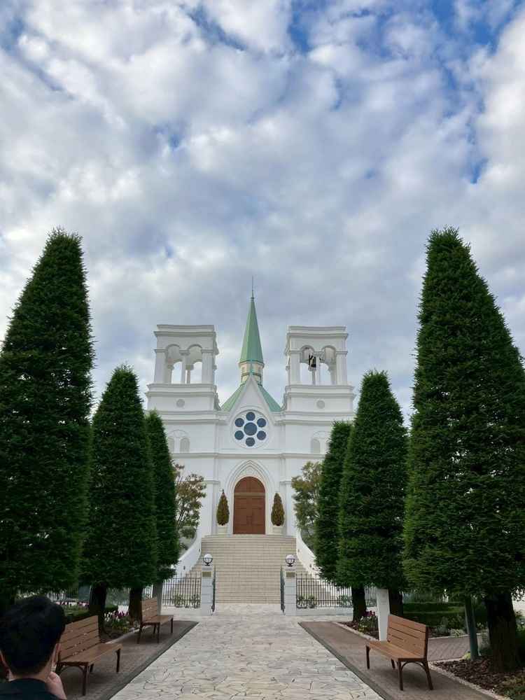 入り口でお出迎えしてくれる憧れの大階段