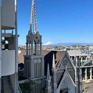 待合スペースから式場と富士山が一緒に見える光景はすてきだと思った。