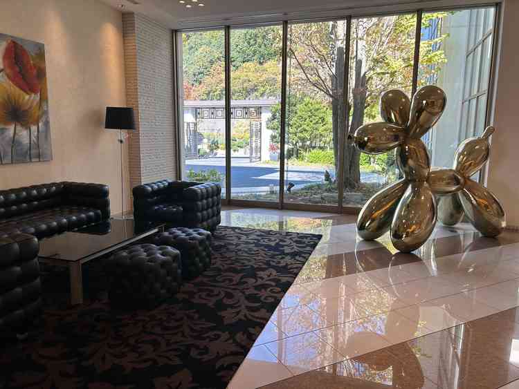 インテリアにこだわったロビー