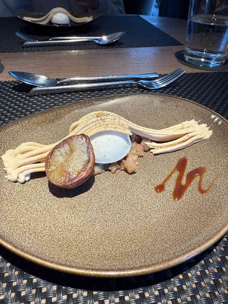 試食のデザート